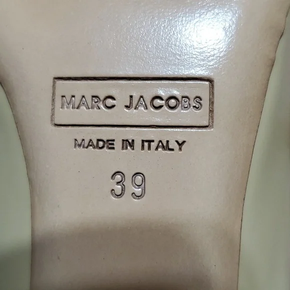 ✨️Final Price✨️Sz 8.5 Vintage Marc Jacobs Nude Leather Kitten Pump - Picture 7 of 10